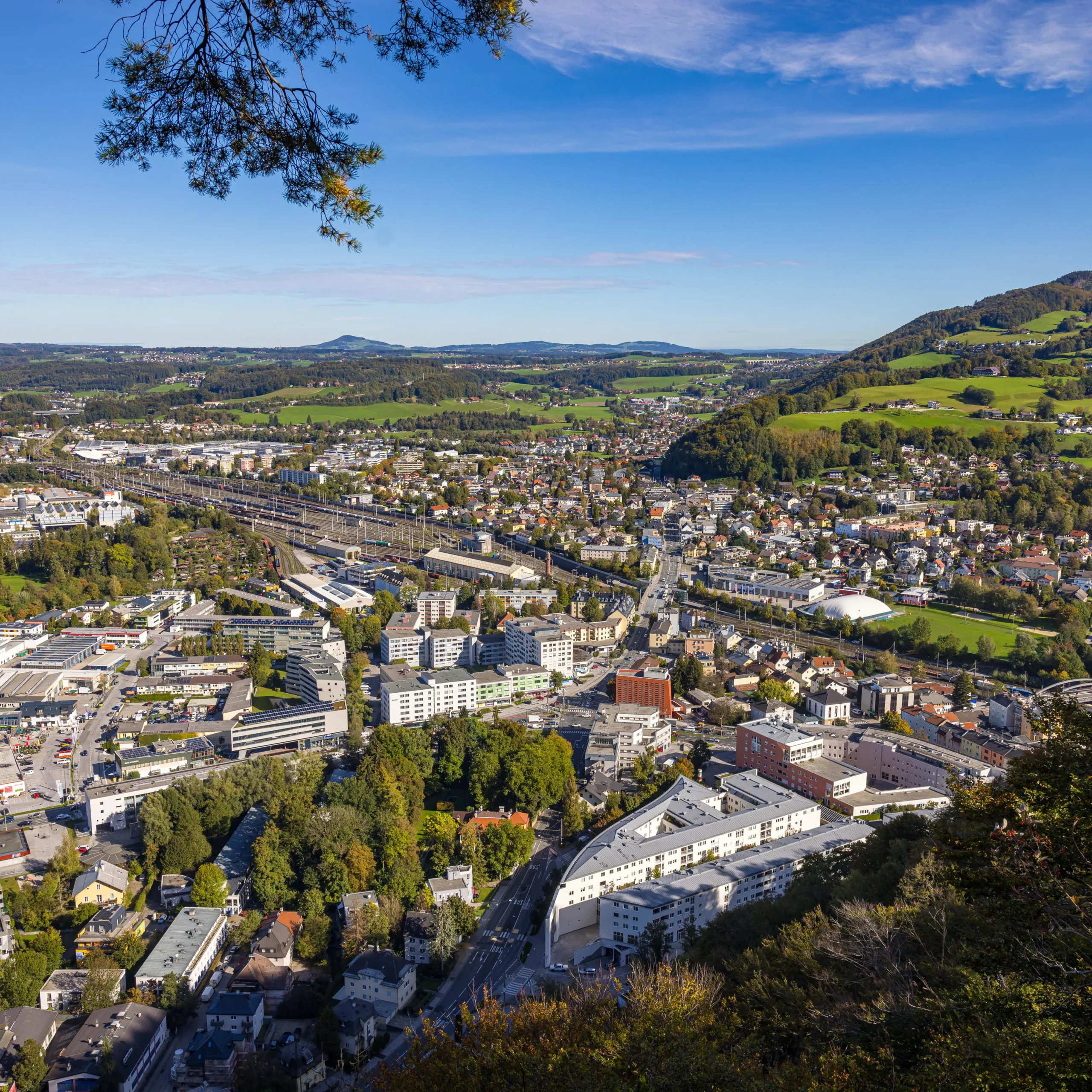 Luftaufnahme eines Salzburger Stadtteils